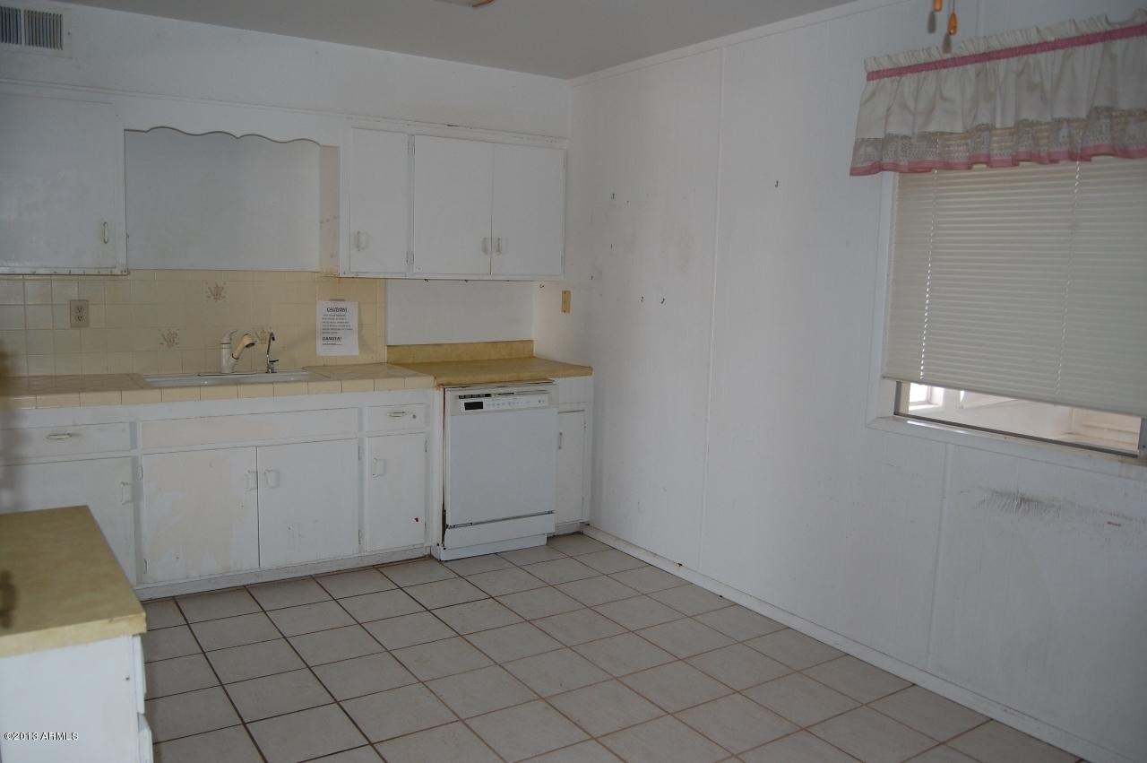 10935 N Cherry Hills Dr., Sun City, AZ 85351