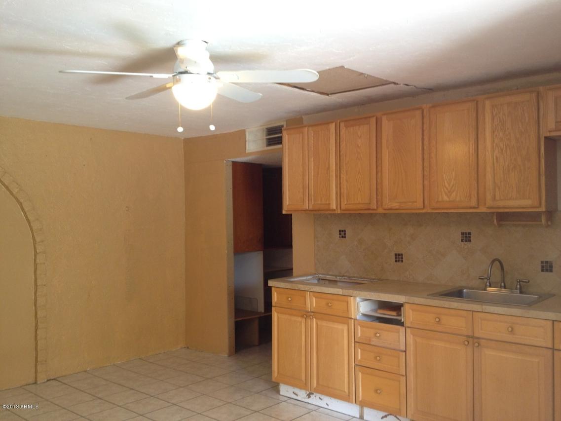 3541 W Lewis Ave., Phoenix, AZ 85009