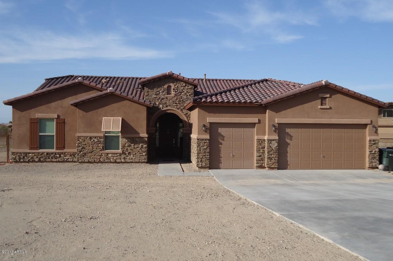 3210 E Ian Dr., Phoenix, AZ 85042