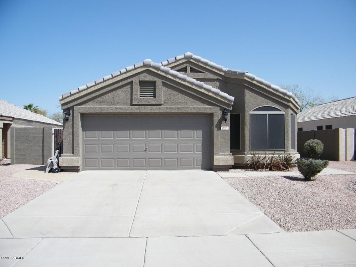 895 S Longmore St., Chandler, AZ 85224