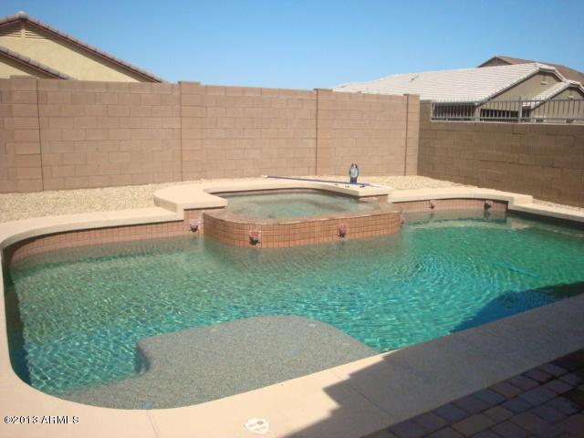 18480 W Surprise Farms Loop, Surprise, AZ 85388