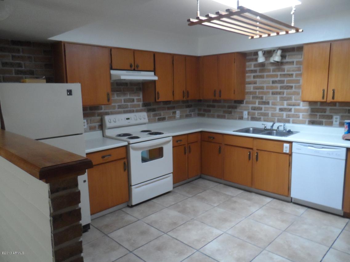 3421 W Golden Ln., Phoenix, AZ 85021