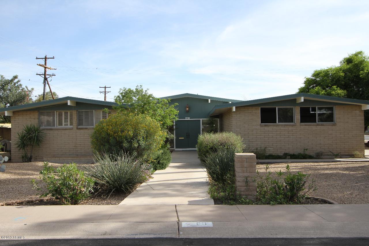 811 W Mountain View Dr., Mesa, AZ 85201