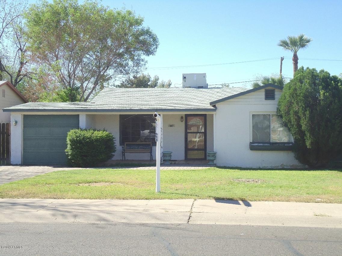 607 W 1st St., Mesa, AZ 85201