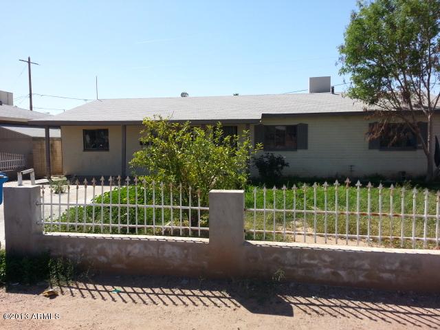 2825 E Fillmore St., Phoenix, AZ 85008