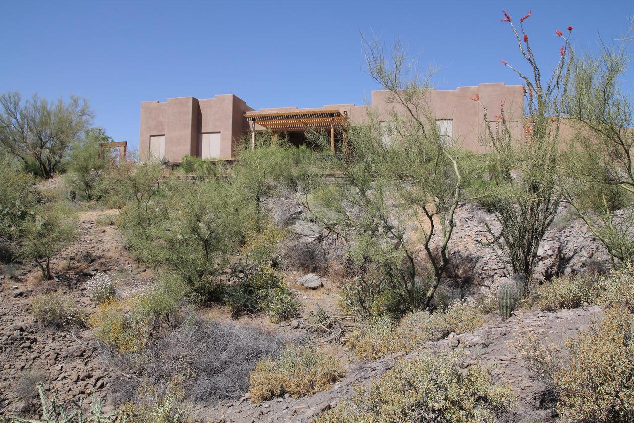 49903 N 26th Ave., New River, AZ 85087