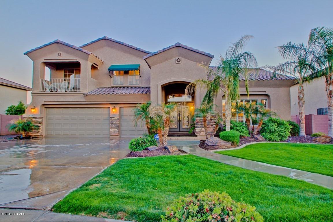 9819 W Maya Way, Peoria, AZ 85383