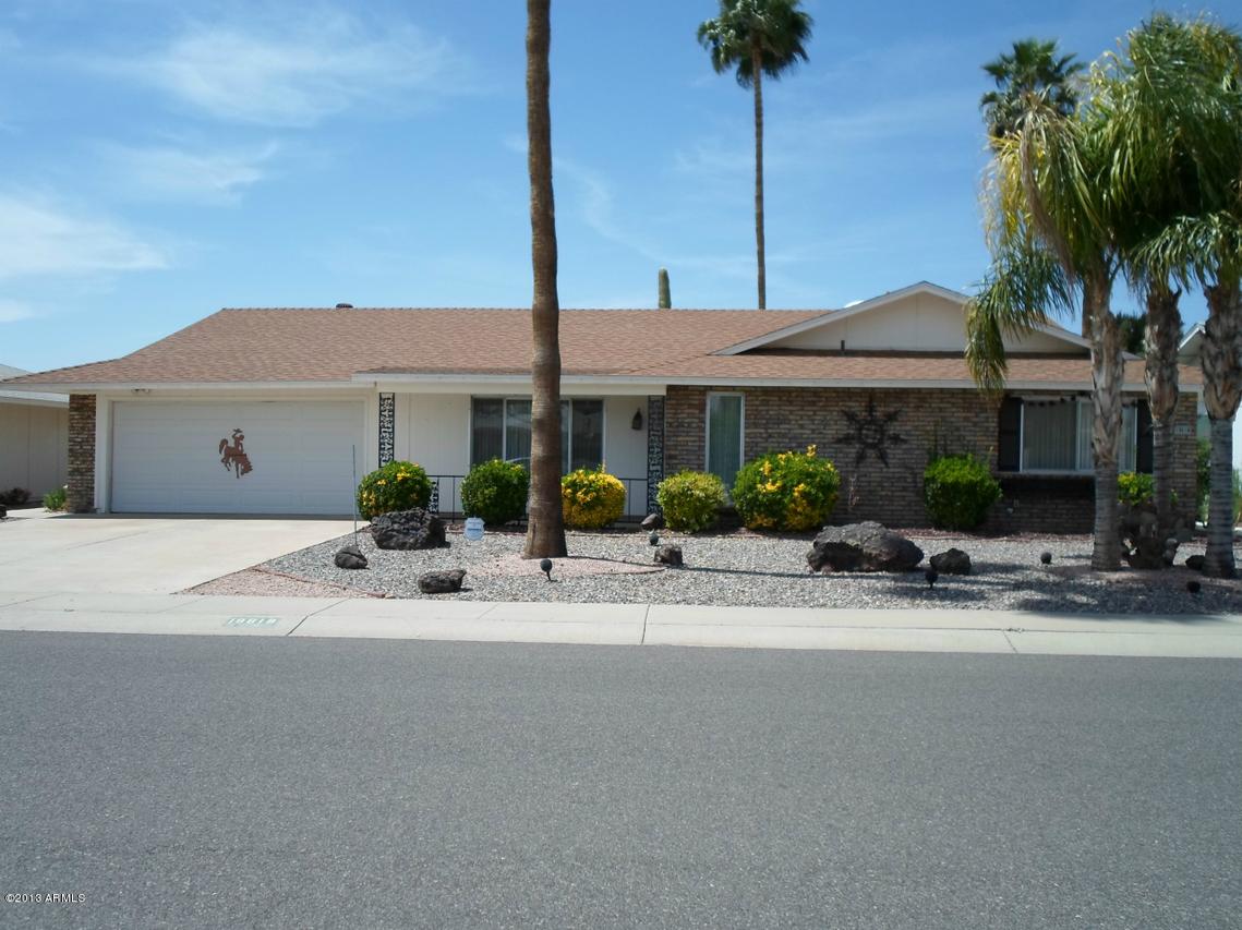19618 N Lake Forest Dr., Sun City, AZ 85373