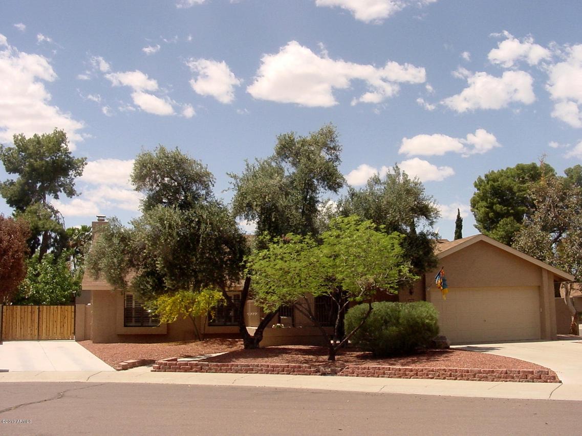 9302 S Taylor Dr., Tempe, AZ 85284