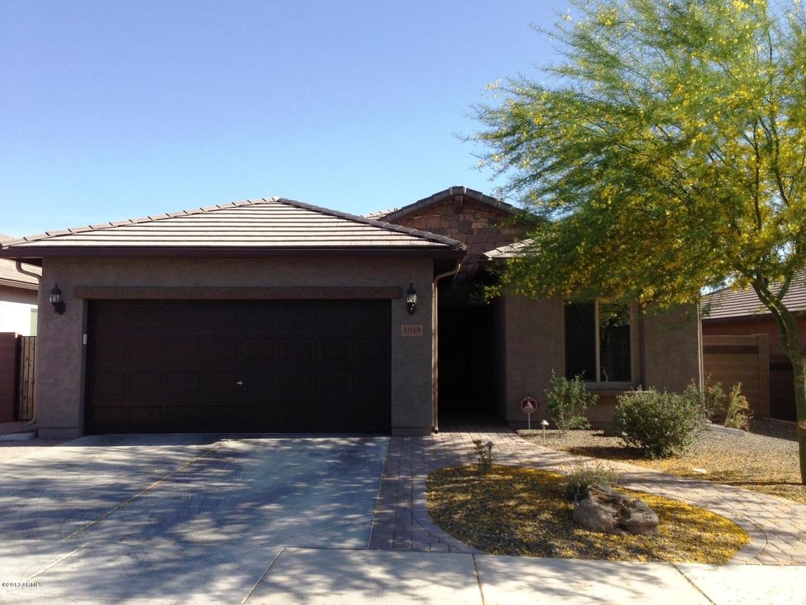 1919 W Mine Tr., Phoenix, AZ 85085