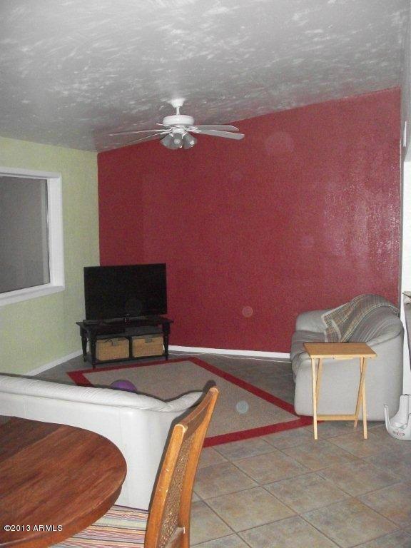 566 W Medina Ave., Mesa, AZ 85210