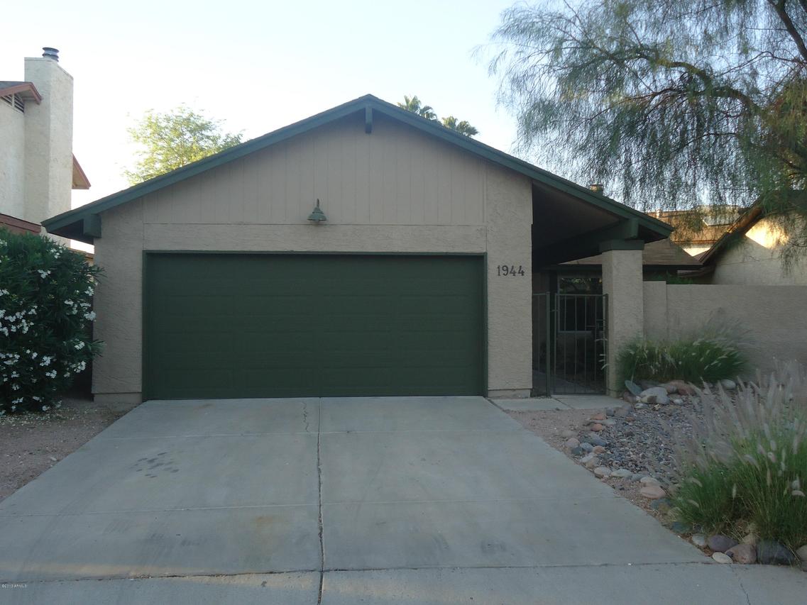 1944 W Javelina Cir., Mesa, AZ 85202