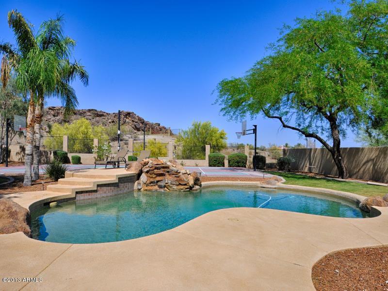 13625 S 32nd St., Phoenix, AZ 85044