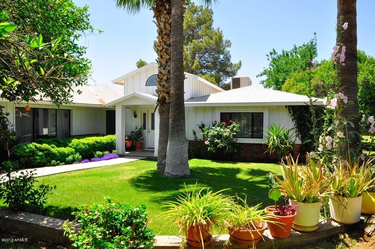 4551 E Camelback Rd., Phoenix, AZ 85018
