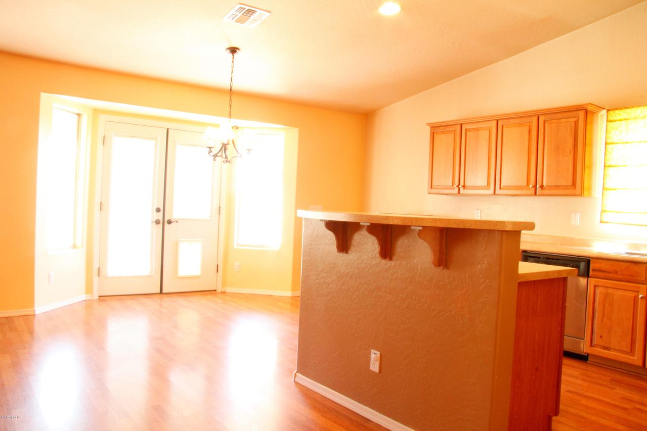 1724 E Beverly Rd., Phoenix, AZ 85042