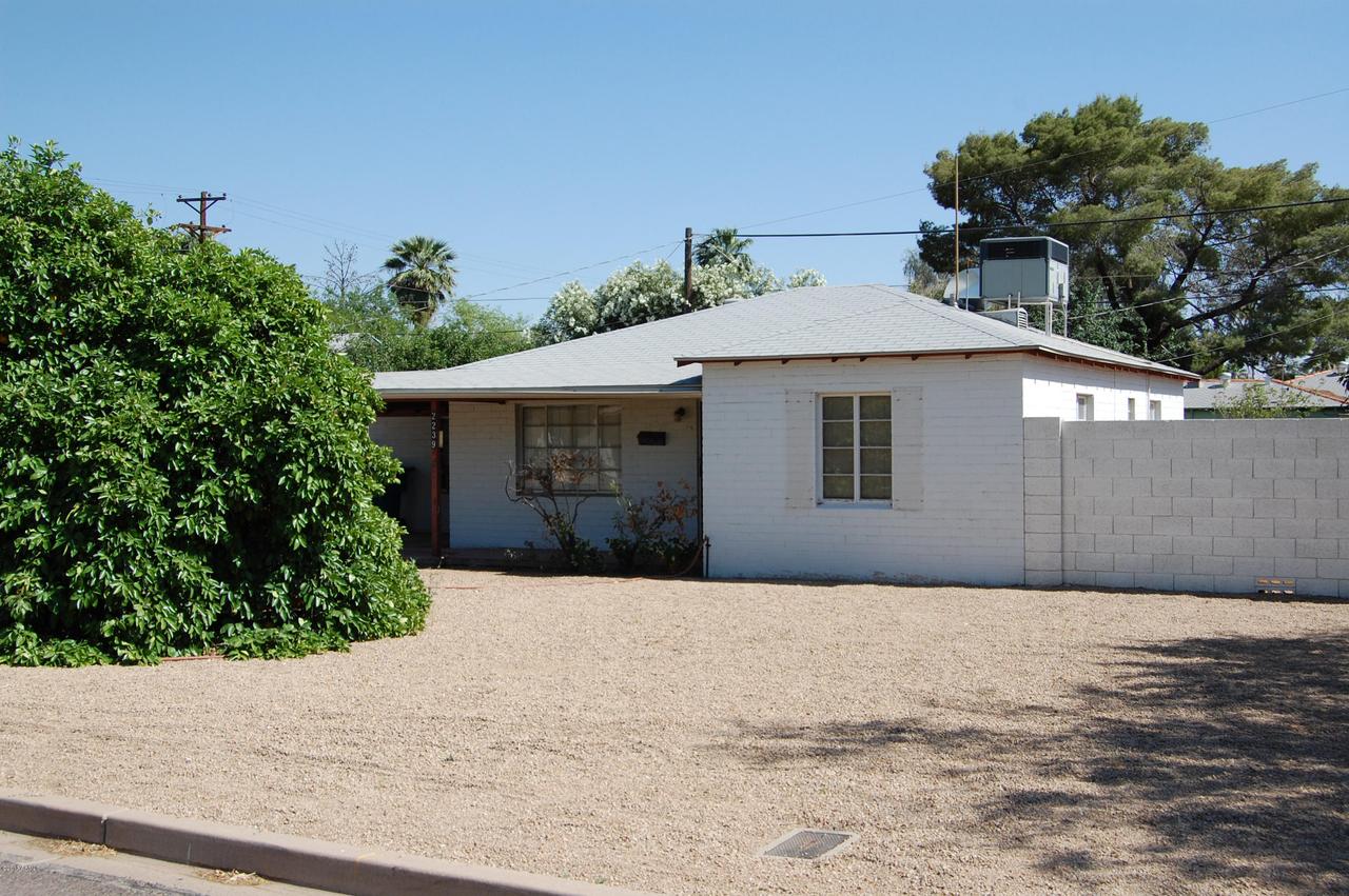 2239 E Cheery Lynn Rd., Phoenix, AZ 85016