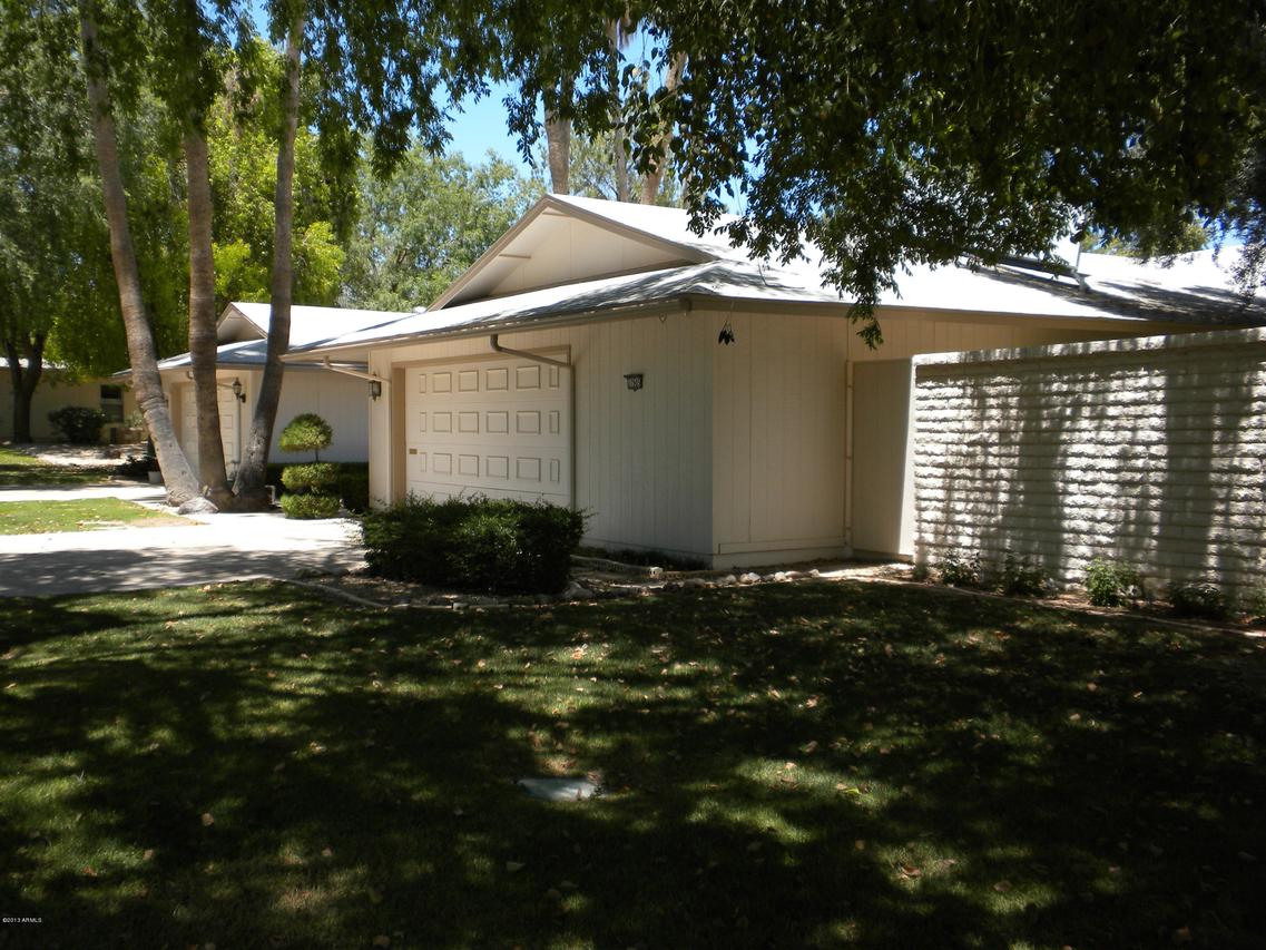 17605 N 105th Ave., Sun City, AZ 85373