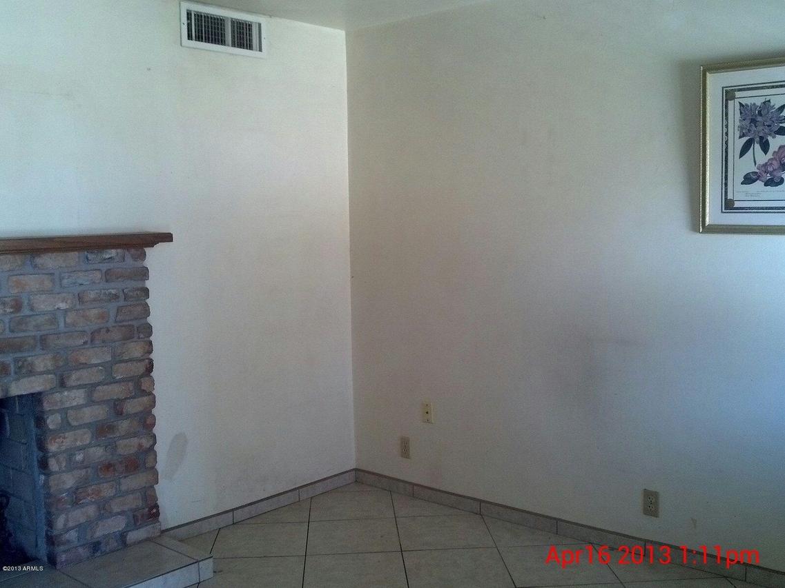 2806 E Angela Dr., Phoenix, AZ 85032