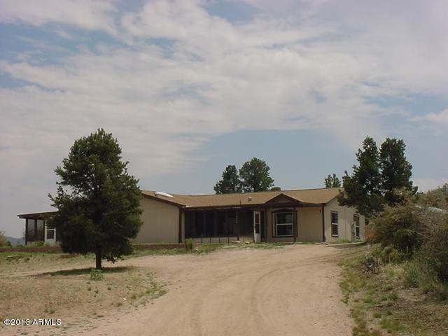 18285 S Reeves Rd., Peeples Valley, AZ 86332