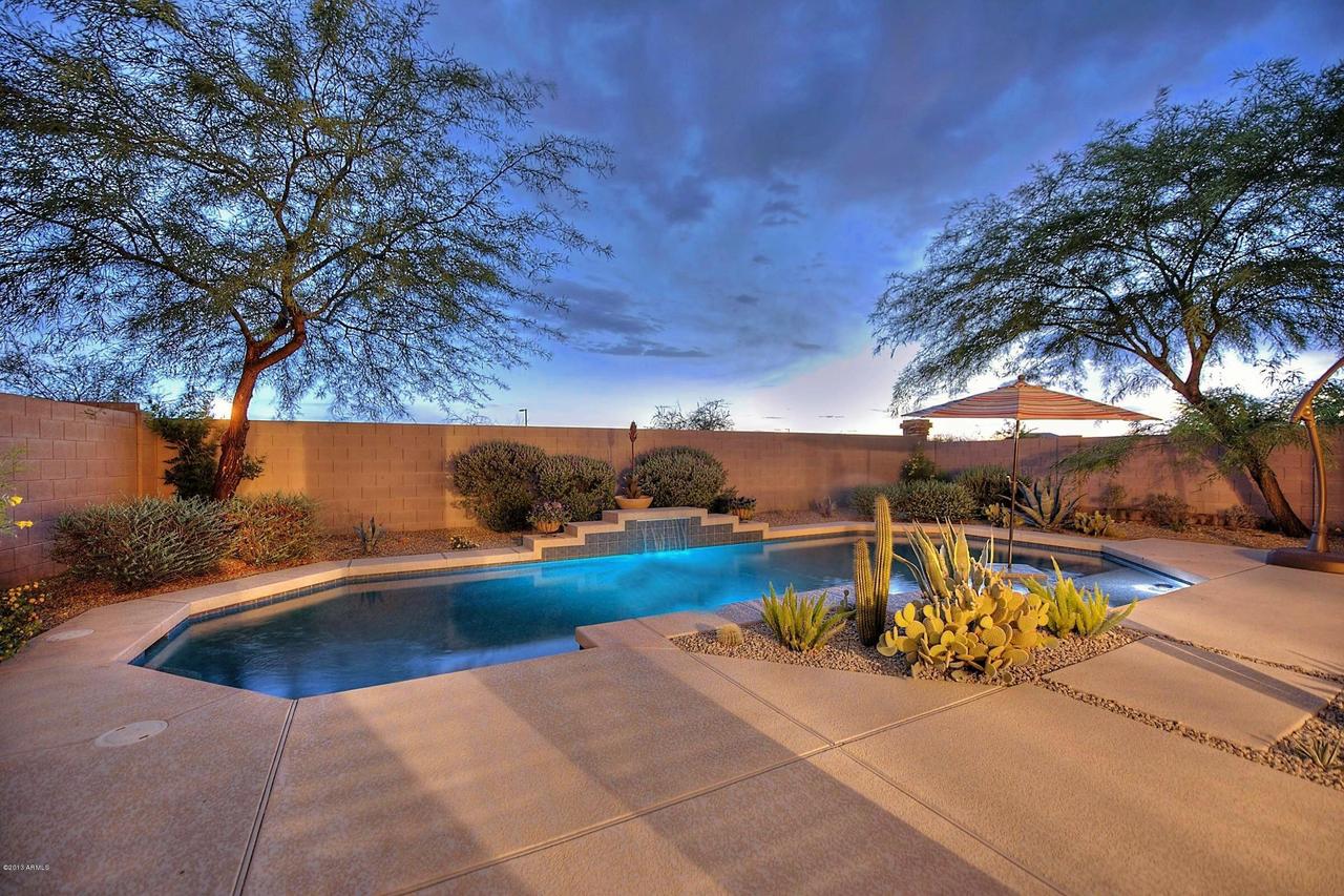 2323 W Apache Rain Rd., Phoenix, AZ 85085