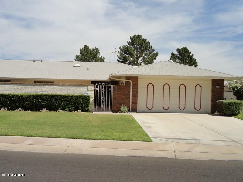 10010 W Manzanita Dr., Sun City, AZ 85373