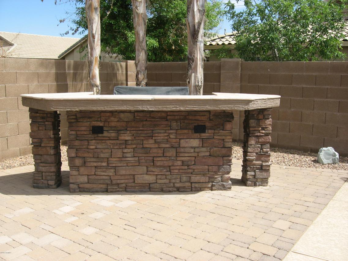 4239 E Rock Dr., San Tan Valley, AZ 85143