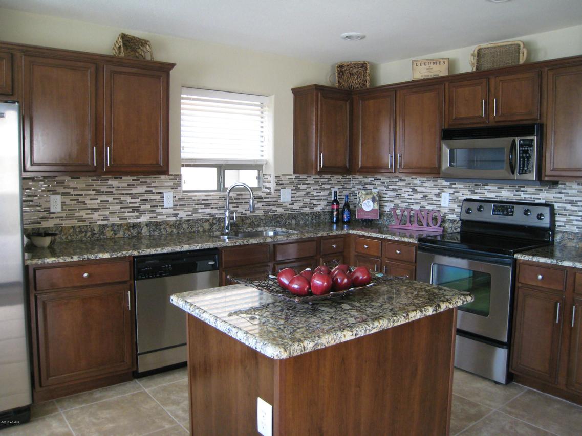 28598 N Dolomite Ln., San Tan Valley, AZ 85143