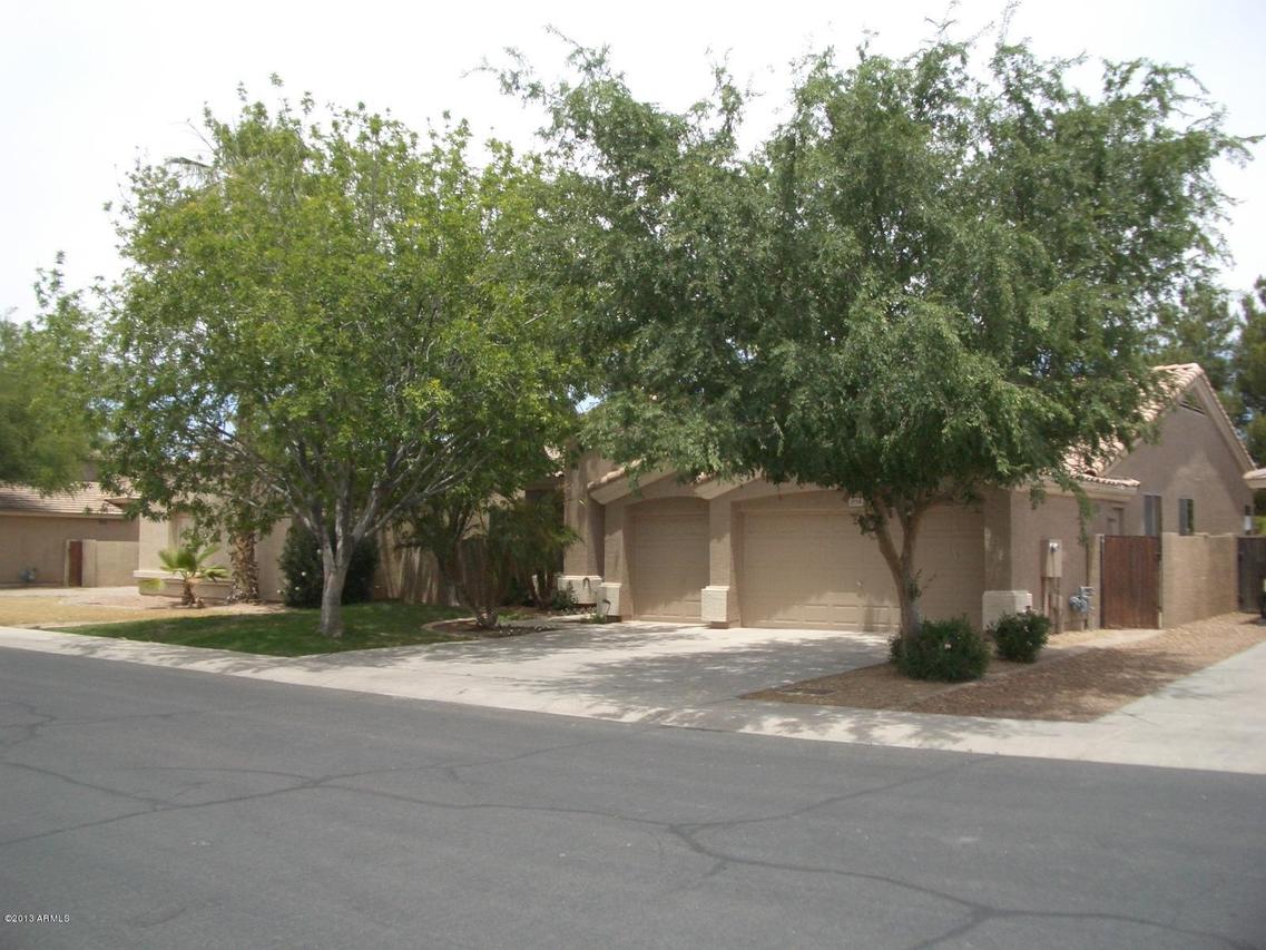 1714 E Orangewood St., Gilbert, AZ 85296