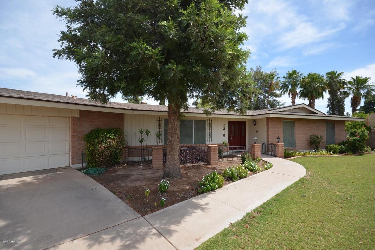 1316 E Encanto St., Mesa, AZ 85203