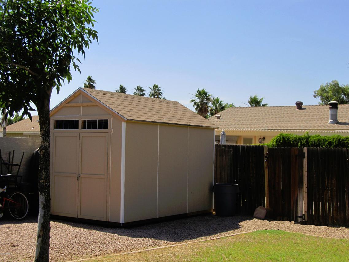 304 W El Alba Way, Chandler, AZ 85225