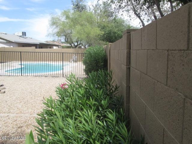 5749 W Zoe Ella Way, Glendale, AZ 85306