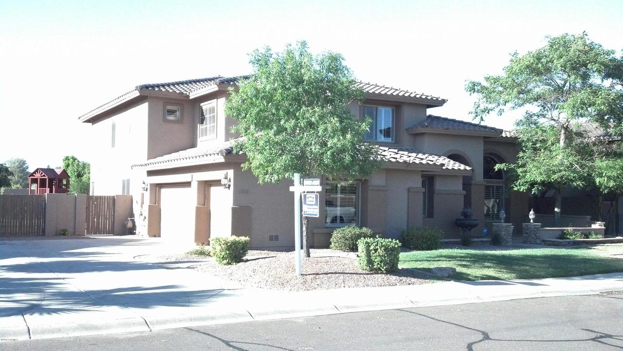 8204 W Via Montoya Dr., Peoria, AZ 85383