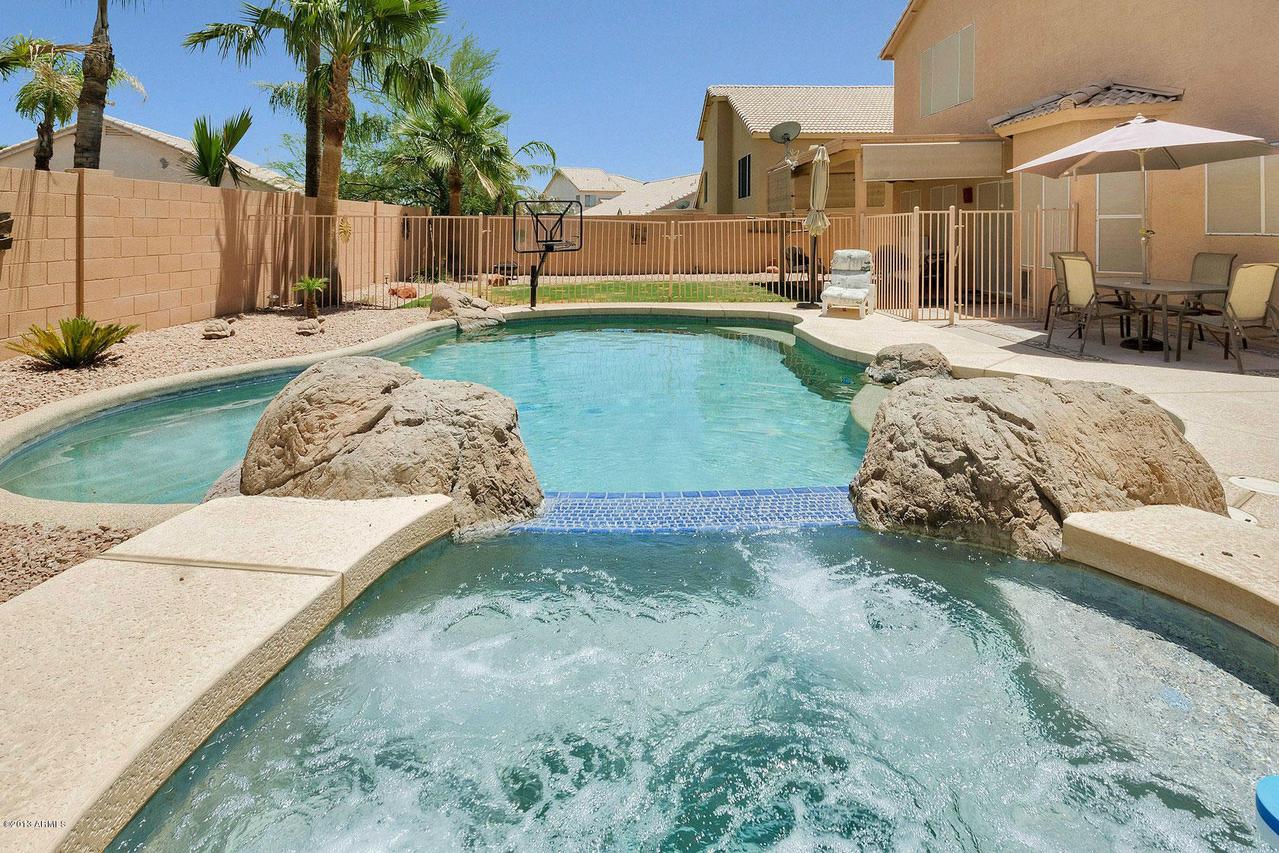 15237 S 40th St., Phoenix, AZ 85044