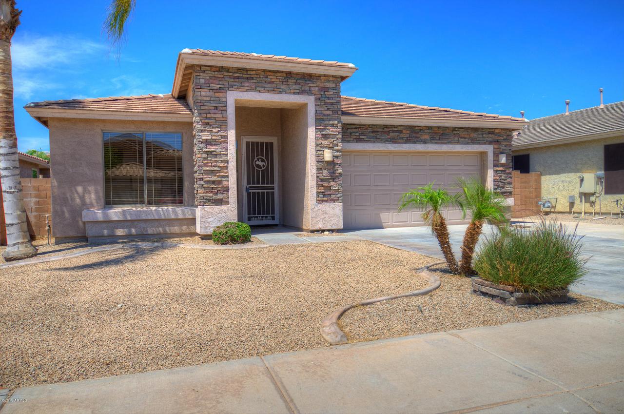 9250 W Clara Ln., Peoria, AZ 85382