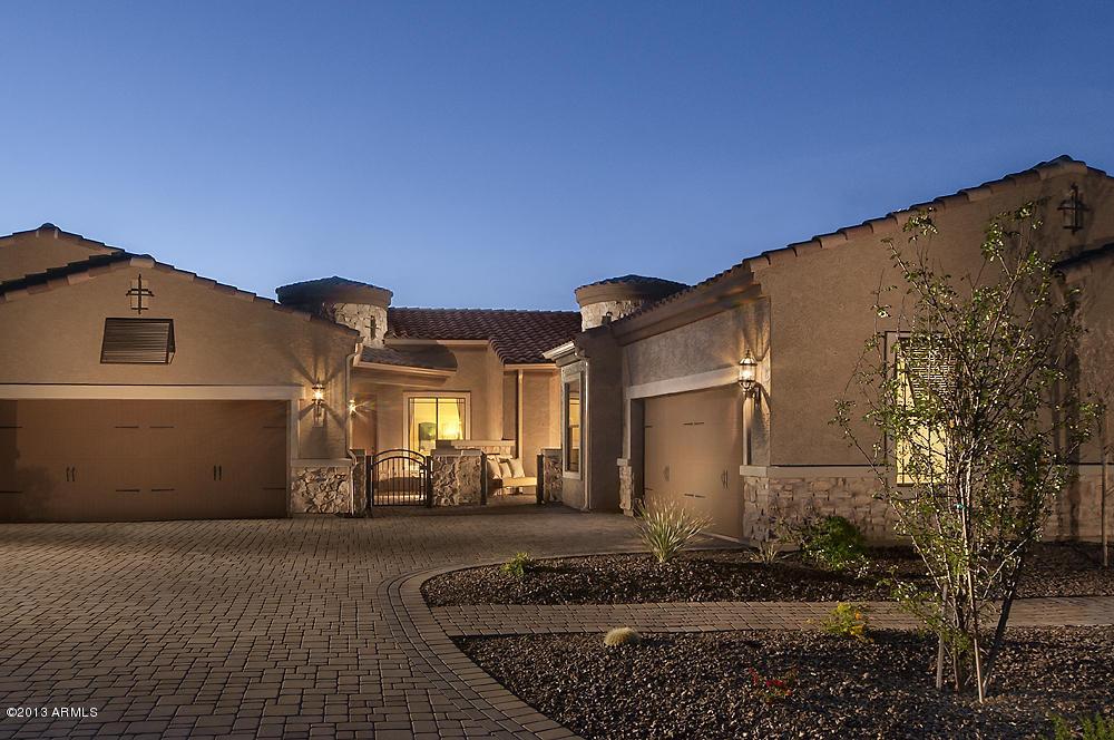 1805 N Trowbridge Dr., Mesa, AZ 85207