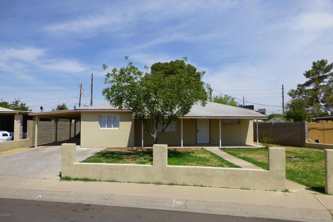 8621 N 27th Dr., Phoenix, AZ 85051