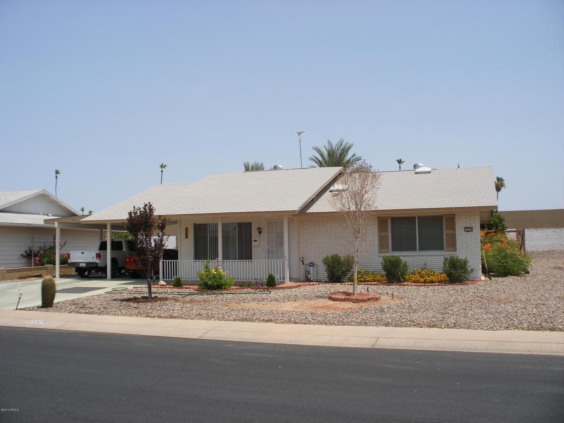 12229 N Mission Dr., Sun City, AZ 85351