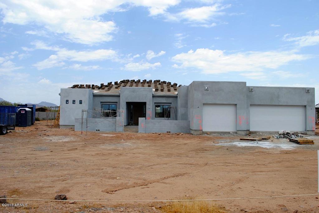 39305 N 31st Ave., Phoenix, AZ 85086