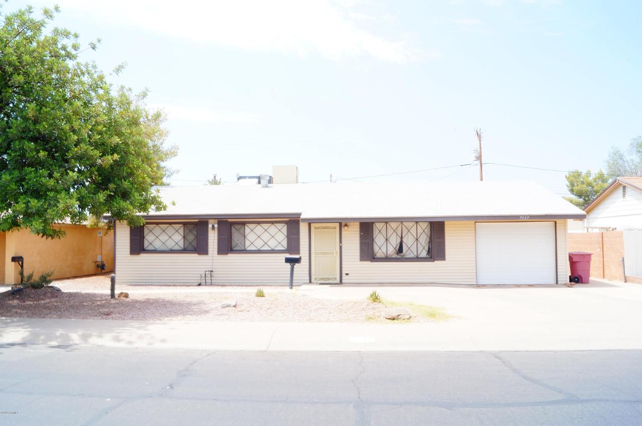 7537 E Kimsey Ln., Scottsdale, AZ 85257