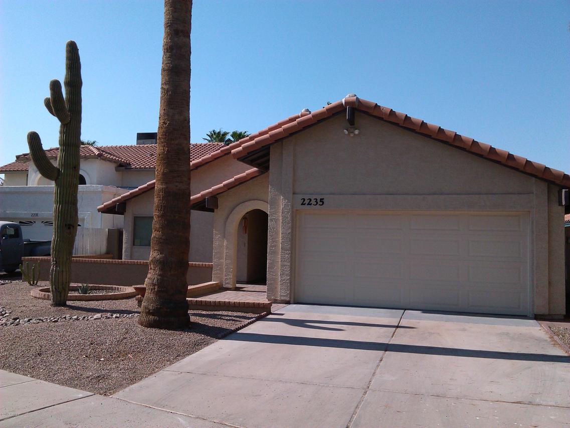 2235 S Catarina St., Mesa, AZ 85202