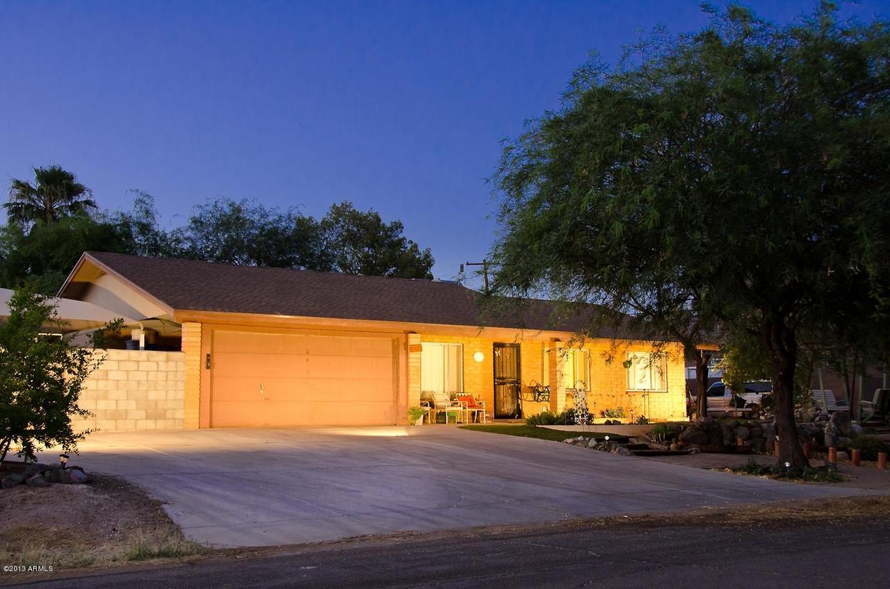 1422 E Shangri La Rd., Phoenix, AZ 85020