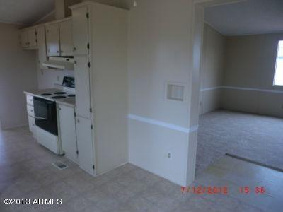 2715 W Foothill St., Apache Junction, AZ 85120