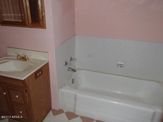 305 W Lawrence Blvd., Avondale, AZ 85323