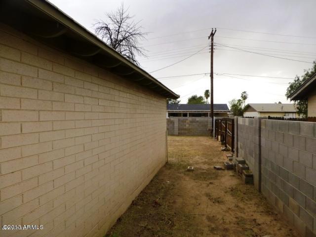 2944 N 40th Dr., Phoenix, AZ 85019