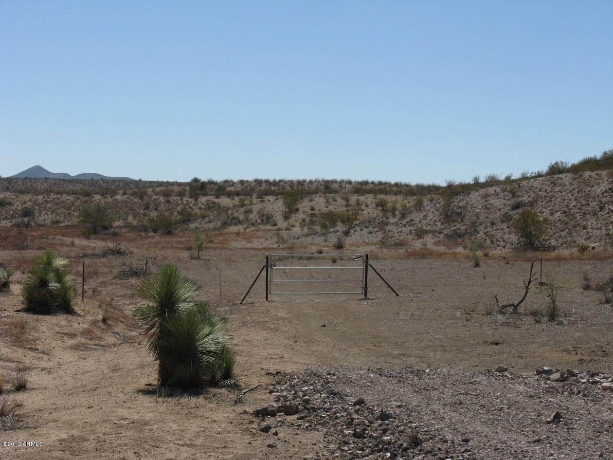 20695 W Coyote Gulch Rd. #MB, Wickenburg, AZ 85390