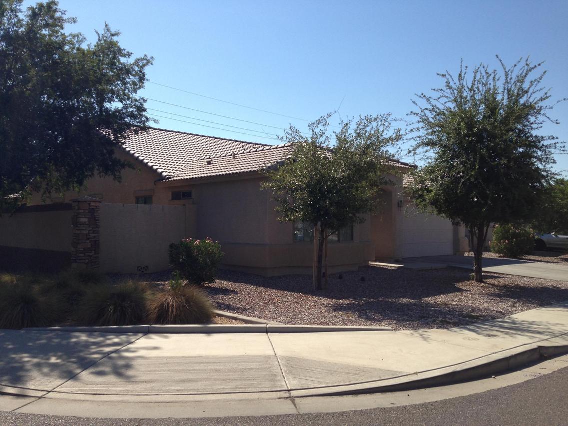 6317 N 71st Dr., Glendale, AZ 85303