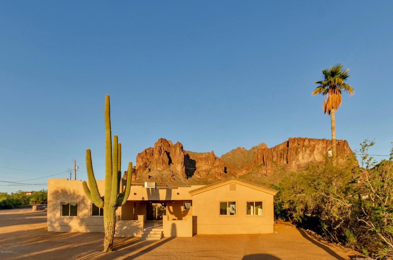 3380 N Prospectors Rd., Apache Junction, AZ 85119