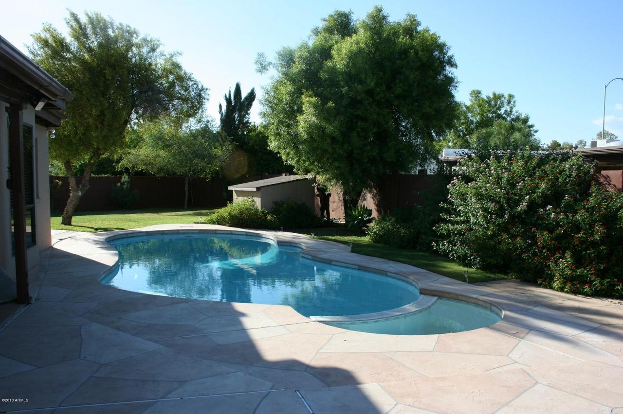 1910 W Natal Cir., Mesa, AZ 85202