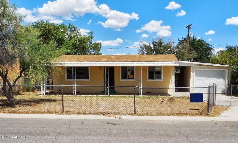217 Peretz Cir., Morristown, AZ 85342
