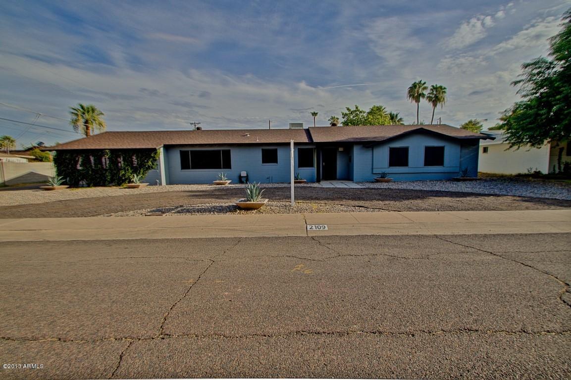2109 W Roma Ave., Phoenix, AZ 85015